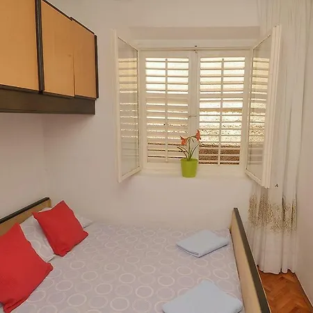 Πανσιόν Zupanovic 3*